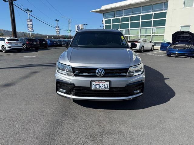 2021 volkswagen tiguan 2.0t se r-line black