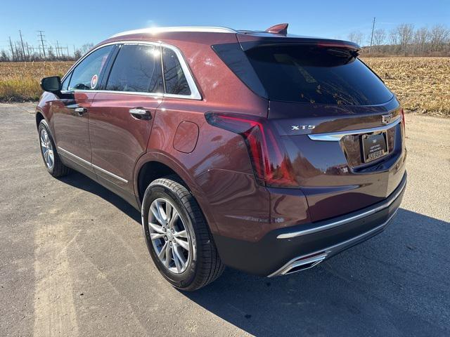 2022 cadillac xt5 premium luxury