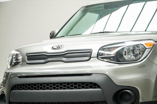2019 kia soul base