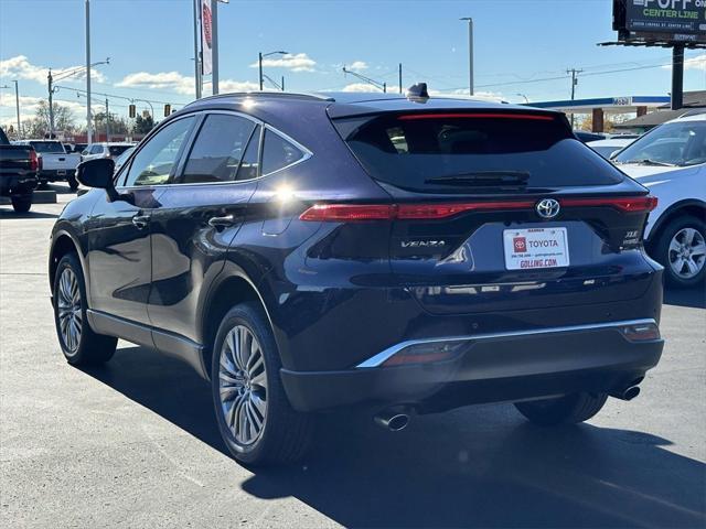 2022 toyota venza xle