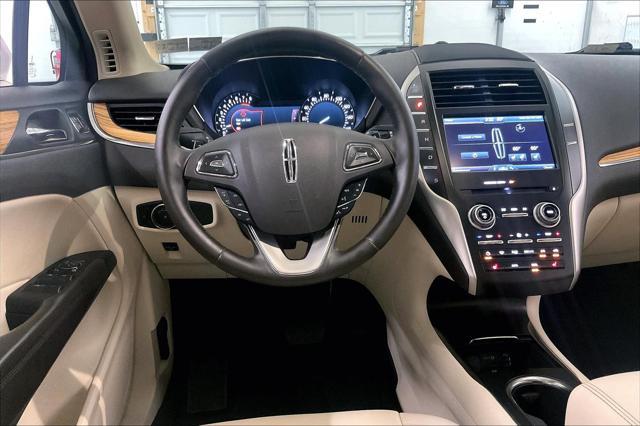 2015 lincoln mkc base