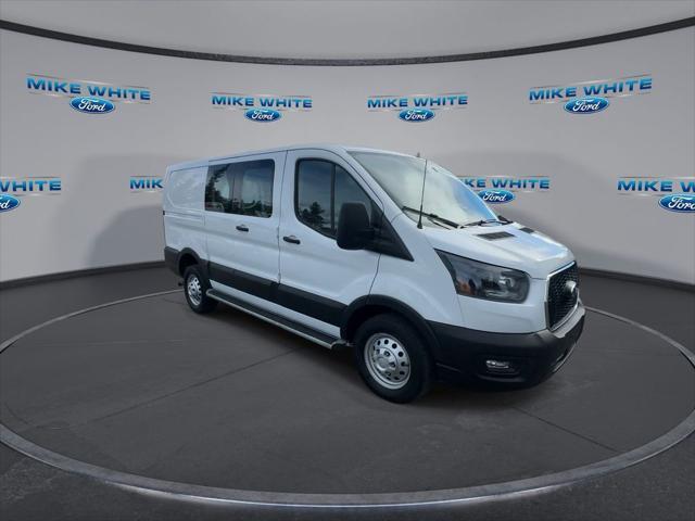 2023 ford transit-250 base