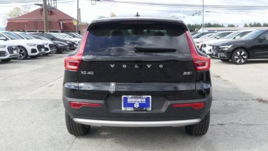 2025 Volvo XC40