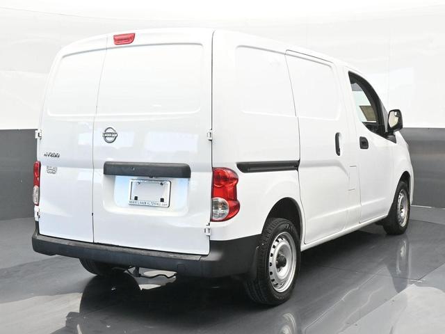 2021 nissan nv200 s