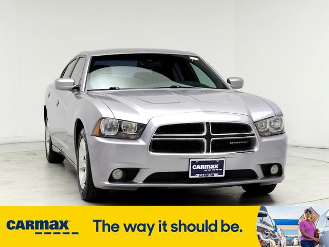 2014 dodge charger sxt