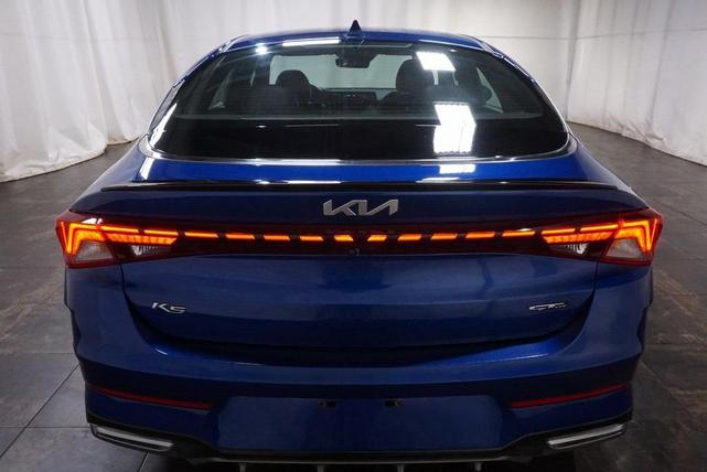 2022 kia k5 gt-line