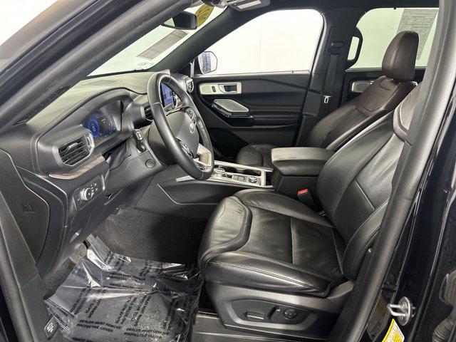 2022 ford explorer platinum