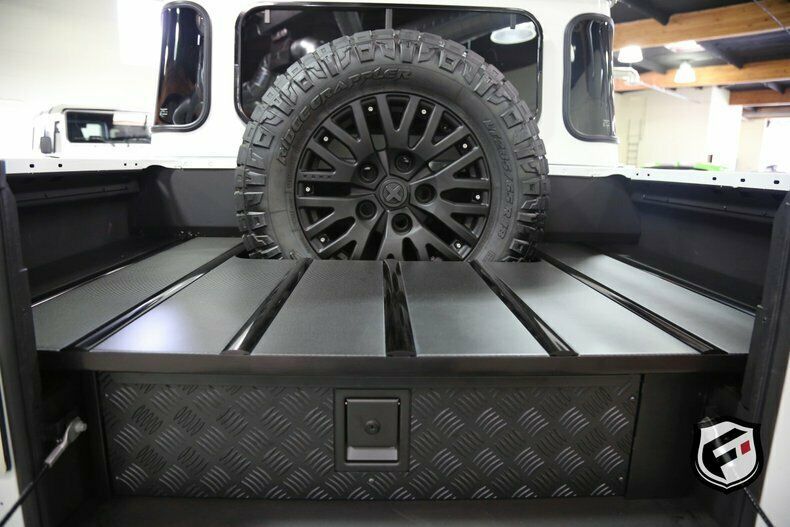 1991 land rover defender 110 pickup, lt1 v8, 8 speed auto, starlight headliner!!