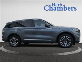 2023 Lincoln Aviator standard