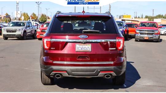 2018 Ford Explorer