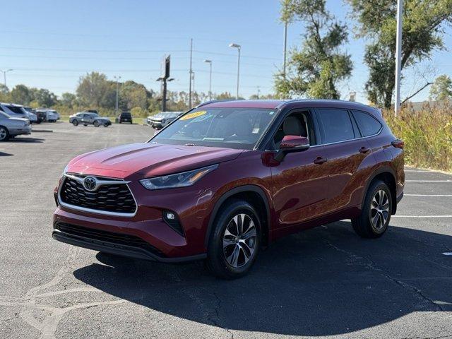 2021 toyota highlander xle