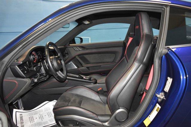 2023 porsche 911 carrera 4 gts