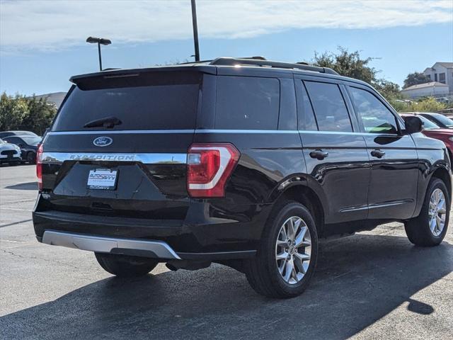 2020 ford expedition xlt
