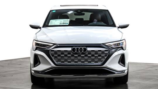 2024 Audi Q8 e-tron