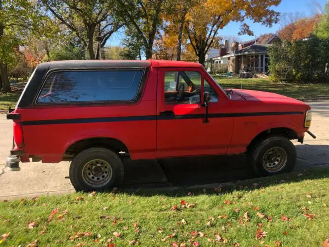 1992 ford bronco 4x4 (project or parts)