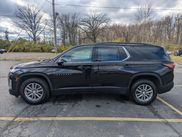 2022 chevrolet traverse lt leather