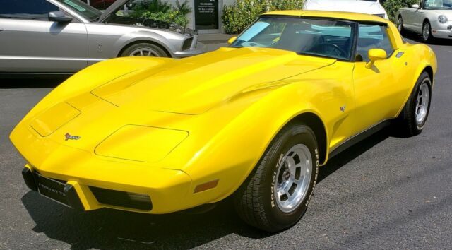 1979 chevrolet corvette coupe, 1 owner, new 350, garage kept, show quality