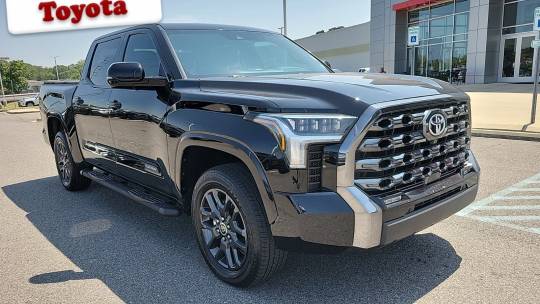 2022 Toyota Tundra platinum