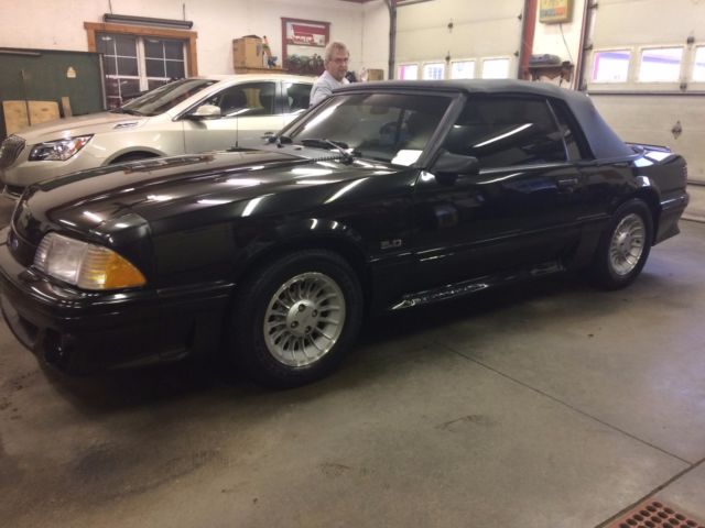 1987 ford mustang gt convertible automatic 34k original miles new top 95% stock
