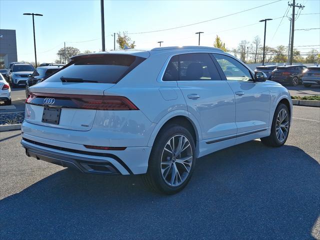 2022 audi q8 55 premium plus