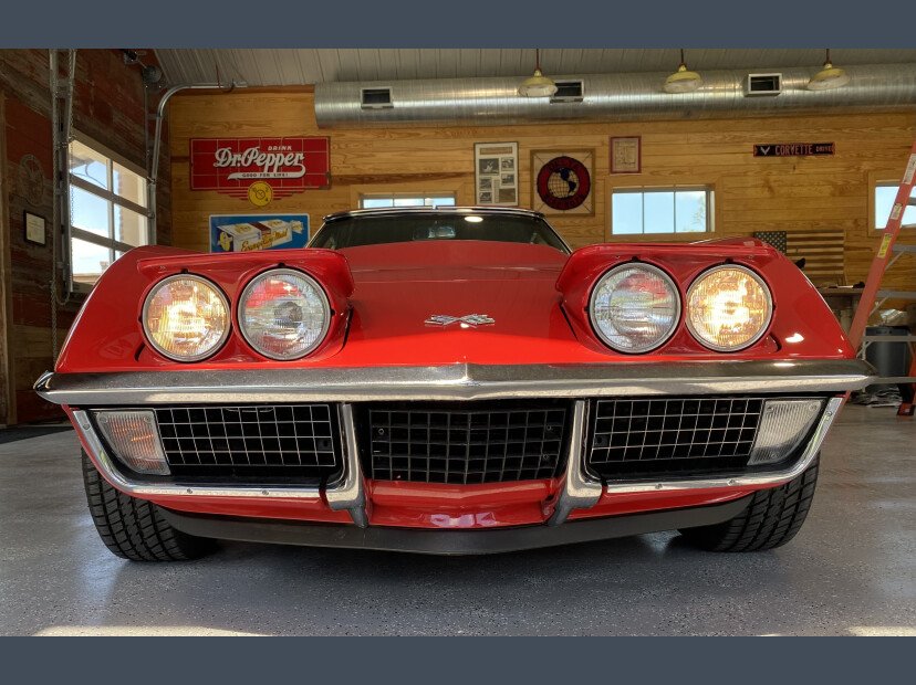 1971 chevrolet corvette coupe