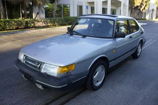 1991 saab 900 turbo - 5-speed manual