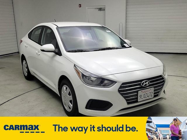 2019 hyundai accent se