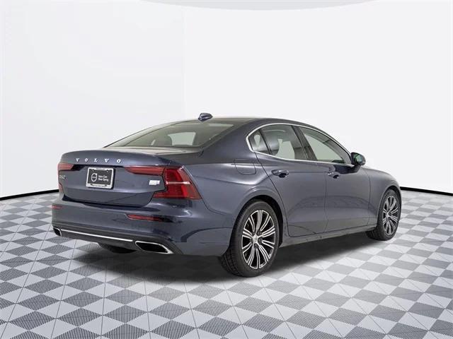 2022 volvo s60 recharge plug-in hybrid t8 inscription