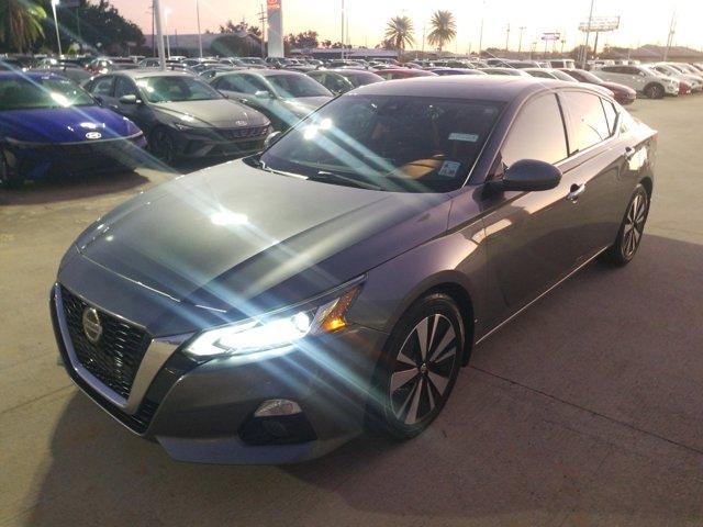 2019 nissan altima 2.5 sv
