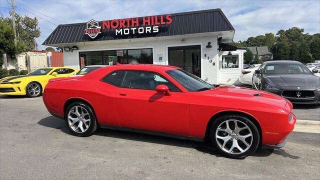 2015 dodge challenger sxt plus