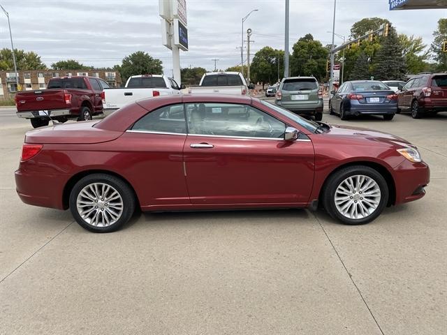 2012 chrysler 200 limited