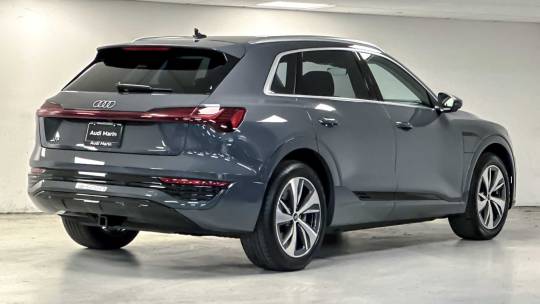 2024 Audi Q8 e-tron
