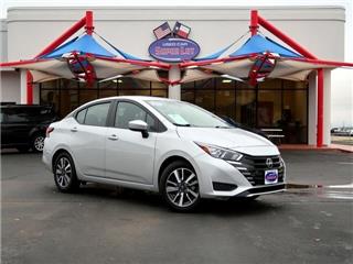 2023 Nissan Versa sv
