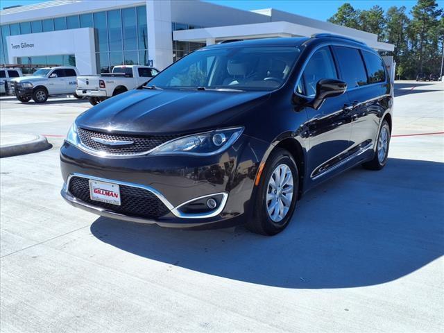 2019 chrysler pacifica touring-l