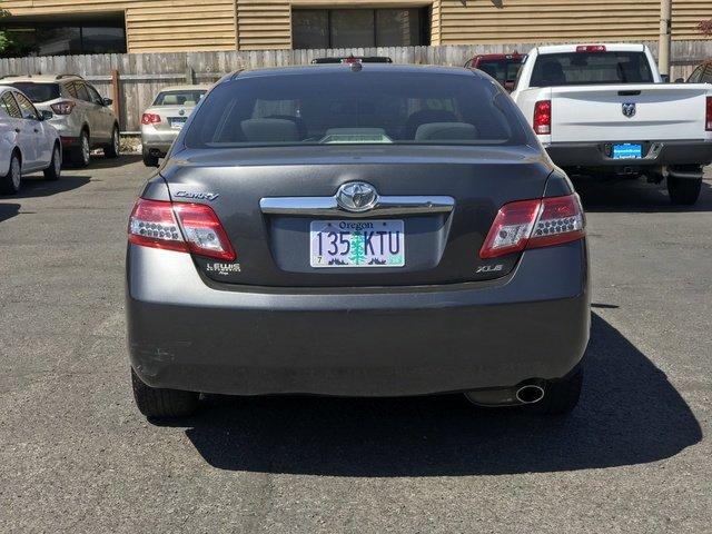 used 2010 toyota camry xle eugene, or 97401 for sale in college crest, oregon