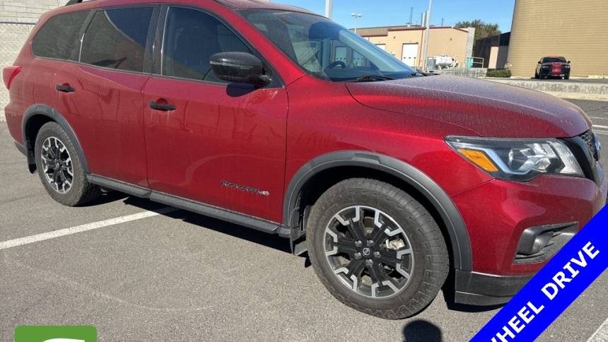 2020 nissan pathfinder sv