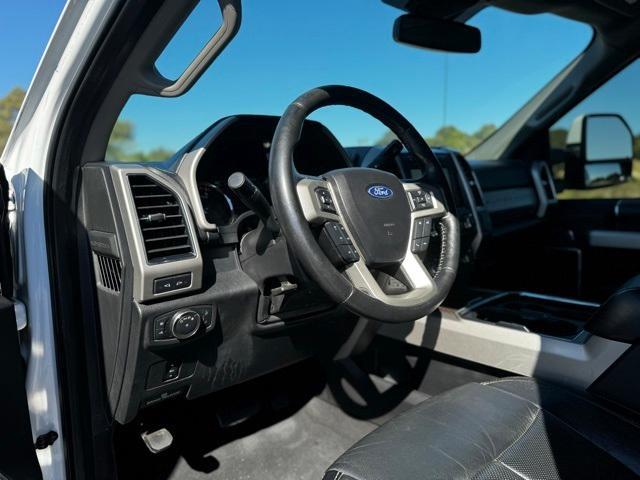 2020 ford f-250 lariat