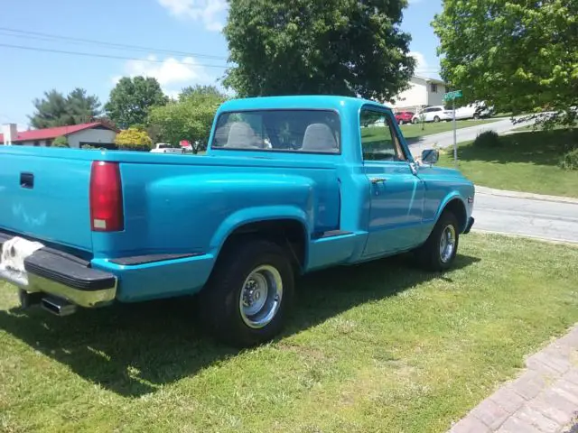 1971 chevrolet pick up with clear title on hand