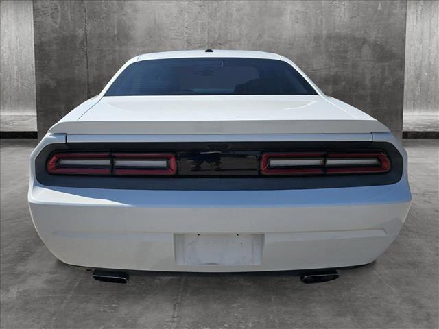 2012 dodge challenger r/t