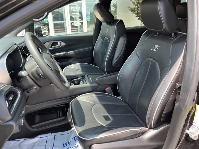 2022 chrysler pacifica limited