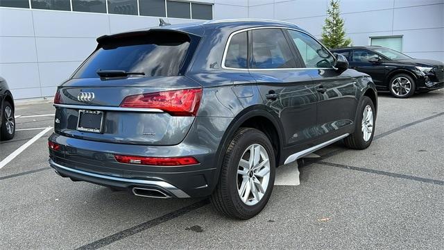 2024 audi q5 45 s line premium