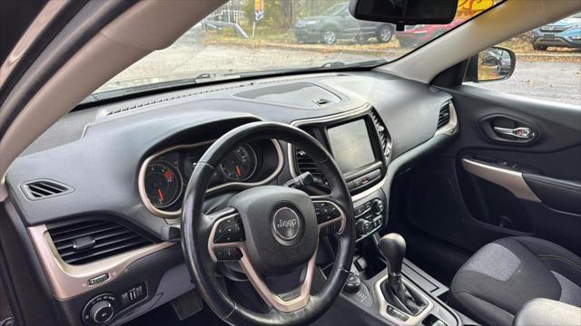 2018 jeep cherokee latitude