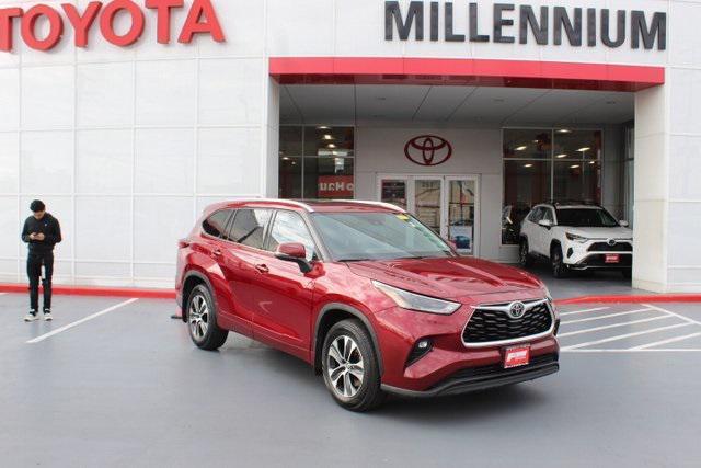 2021 toyota highlander xle