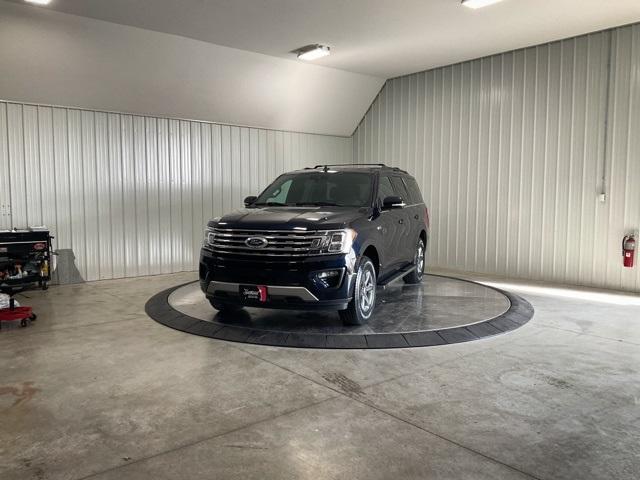 2021 ford expedition xlt