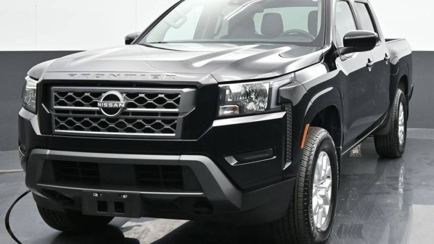 2022 nissan frontier sv