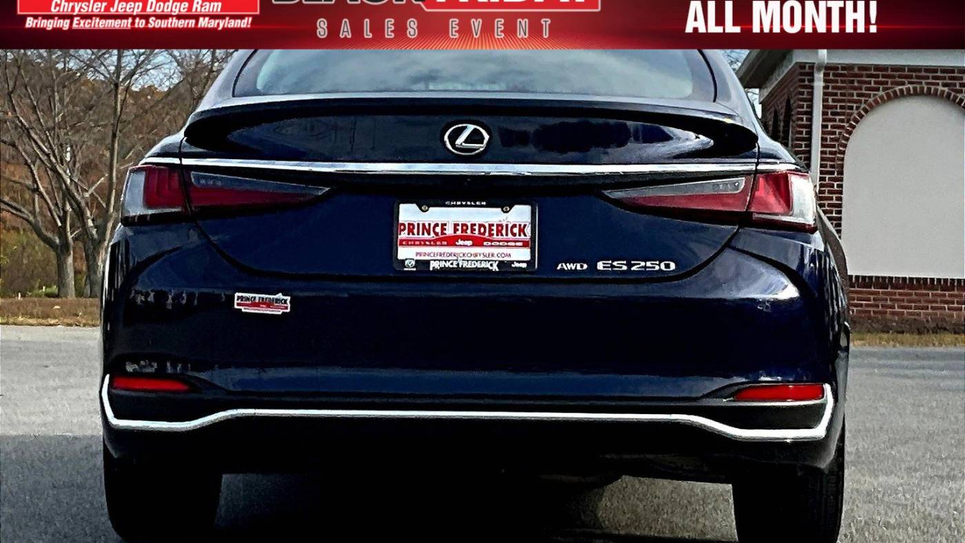 2022 lexus es 250 base