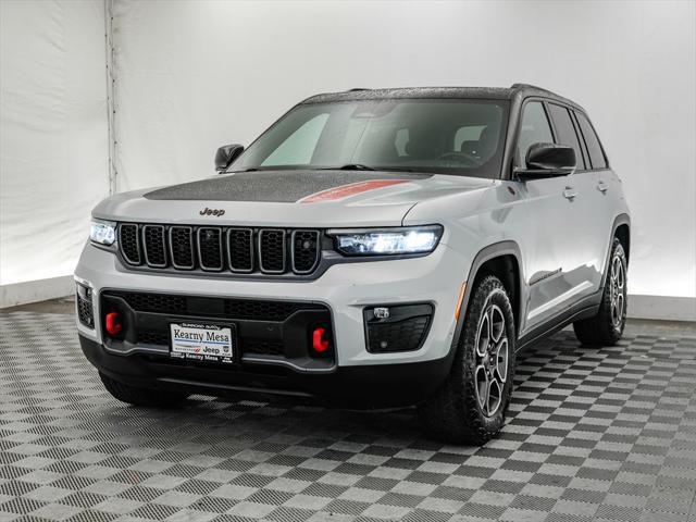 2022 jeep grand cherokee trailhawk
