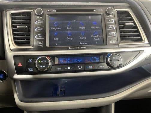 2018 toyota highlander in dallas, texas