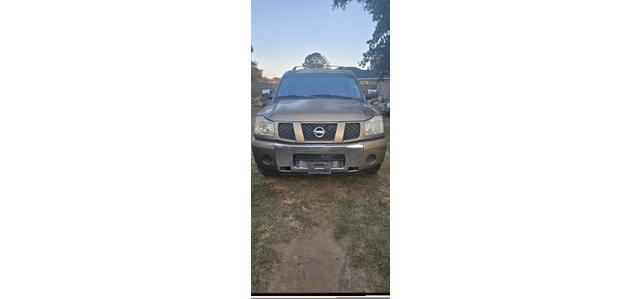 2005 nissan armada se