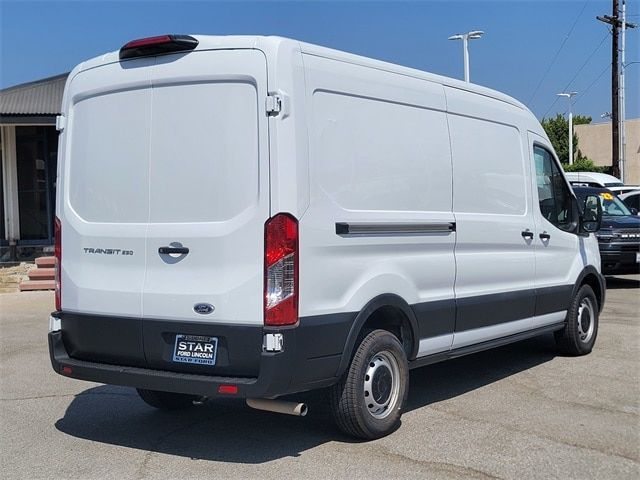 2023 ford transit-250